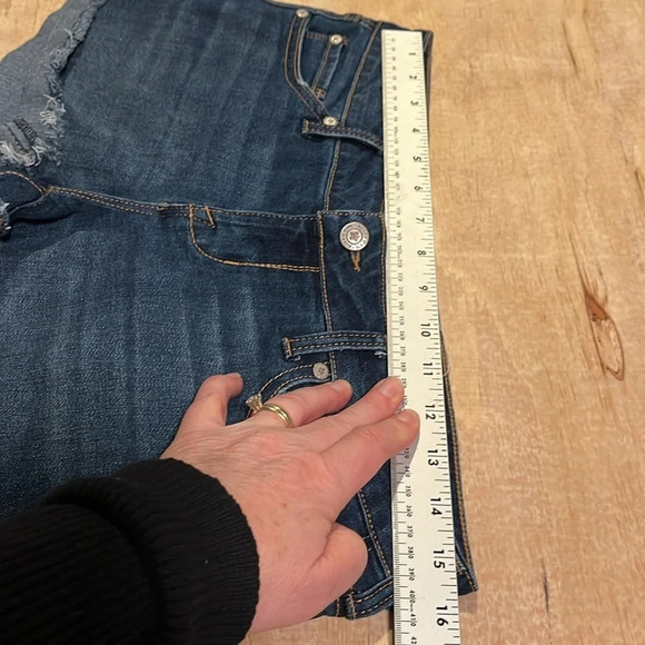 Alter’d state womens denim Jean short shorts shorts with raw hem - Picture 6 of 8